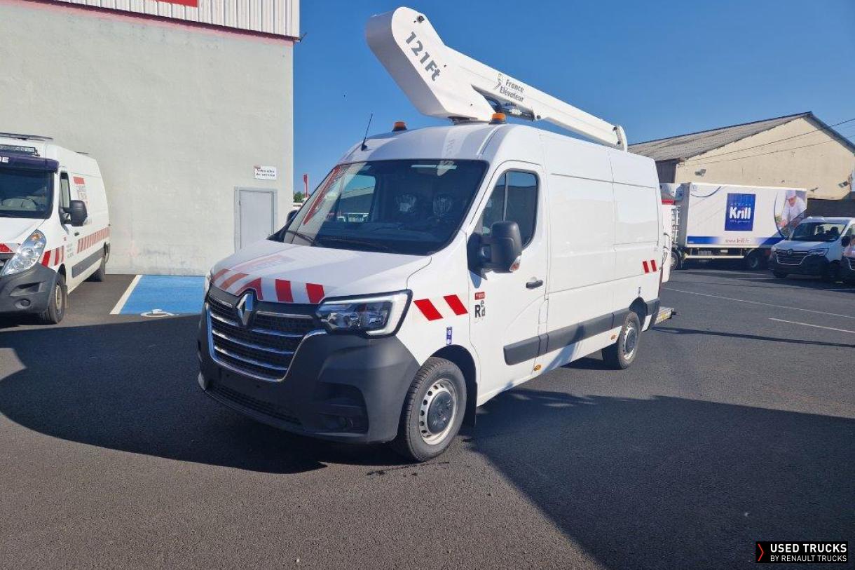 Renault Trucks Master
                                            