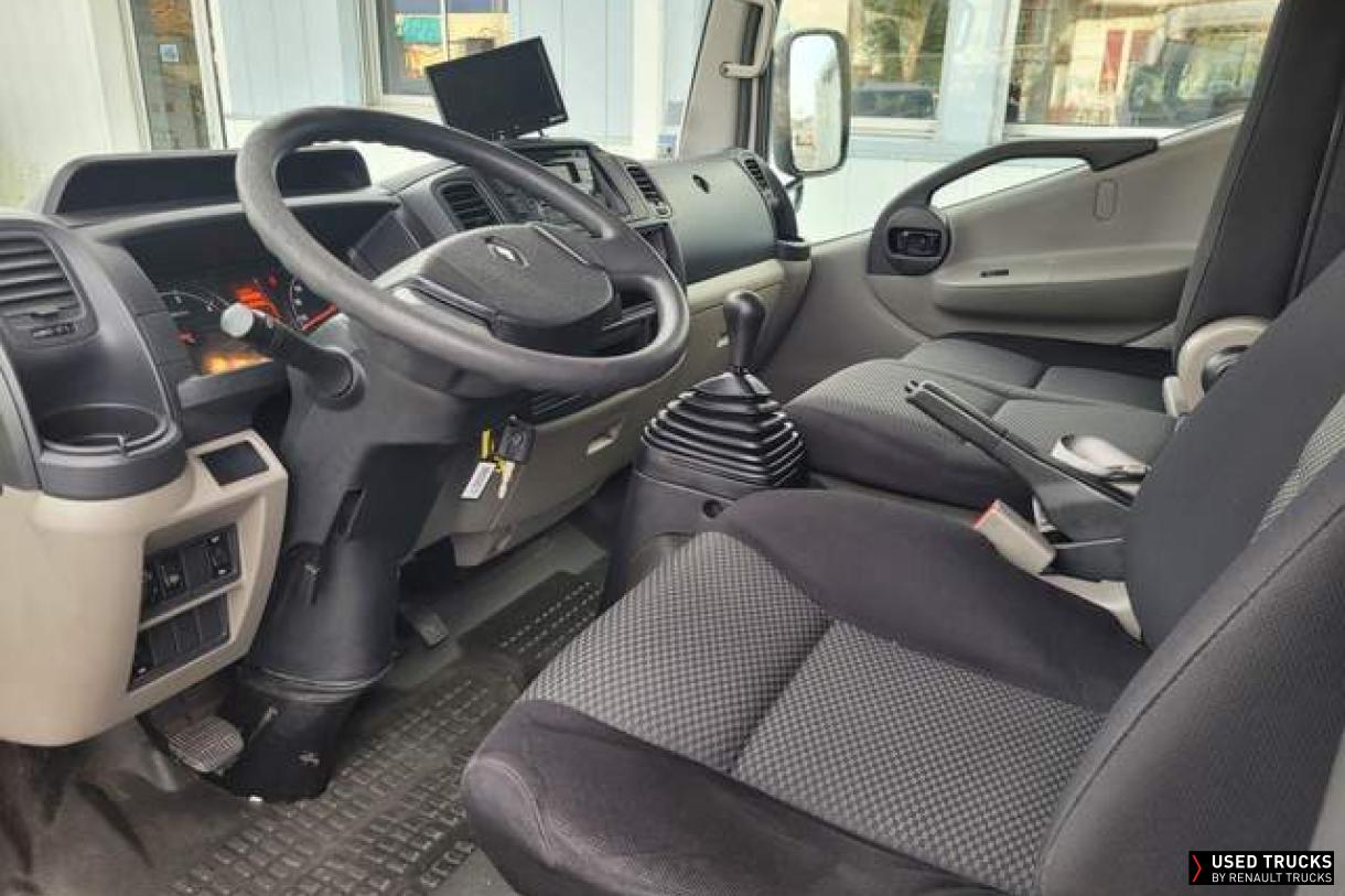 Renault Trucks Maxity 140