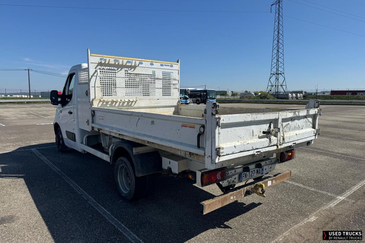 Renault Trucks Master 145