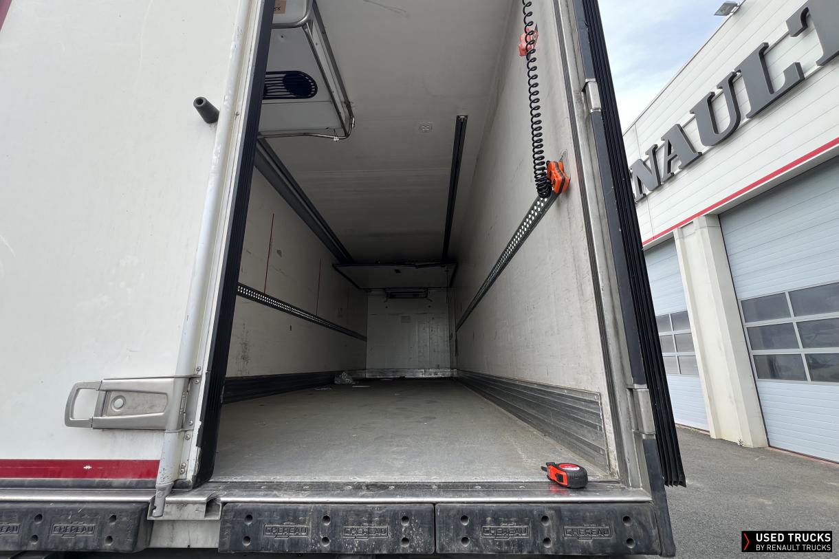 Renault Trucks D Wide 320