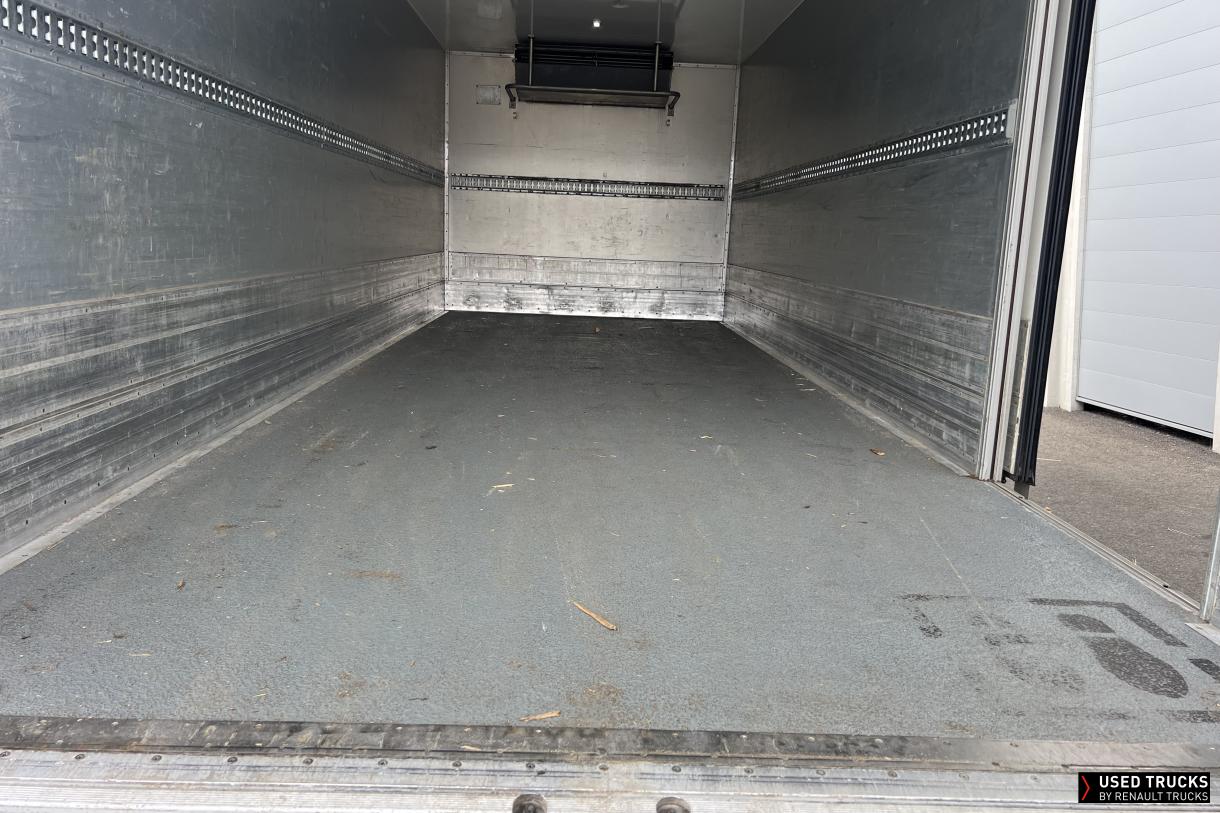 Renault Trucks D 280