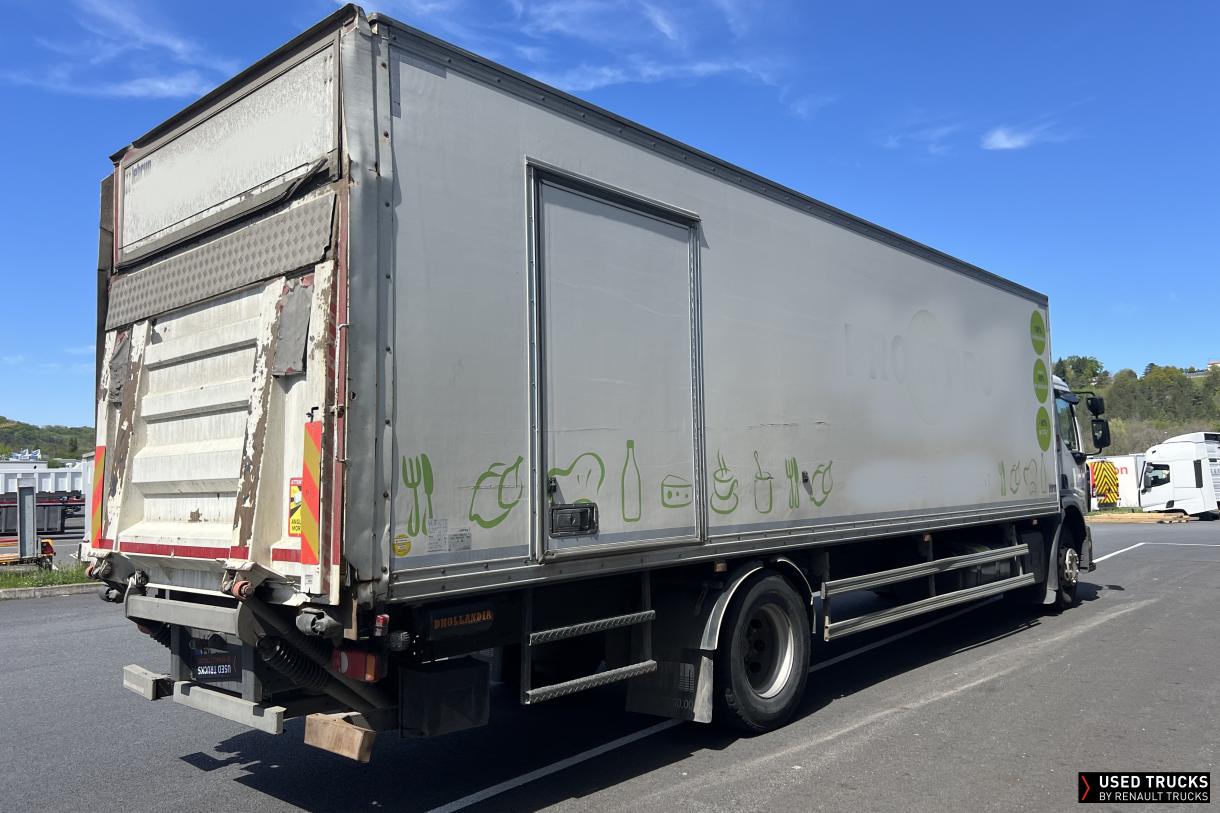 Renault Trucks D Wide 320