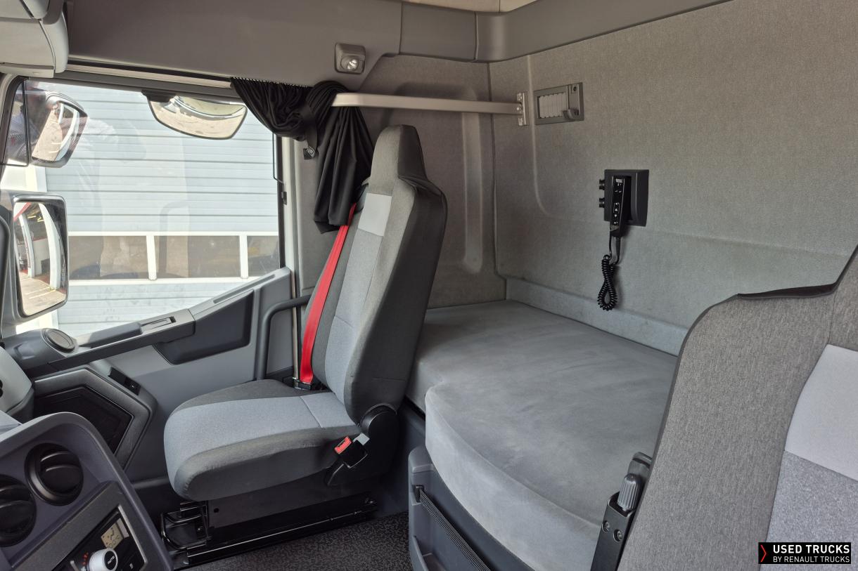 Renault Trucks T 440