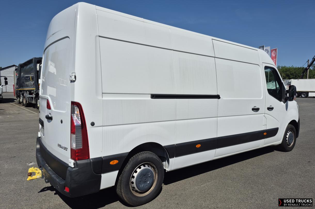 Renault Master 136