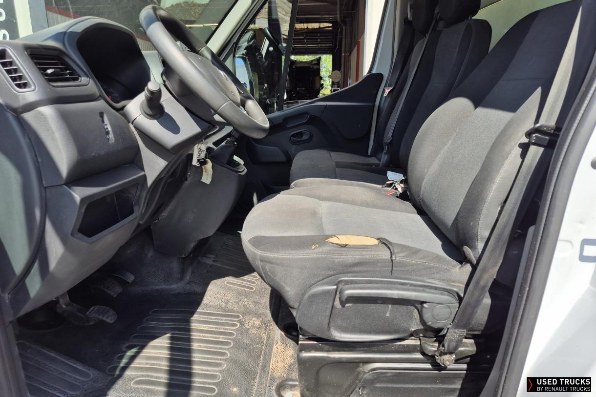 Renault Master 130