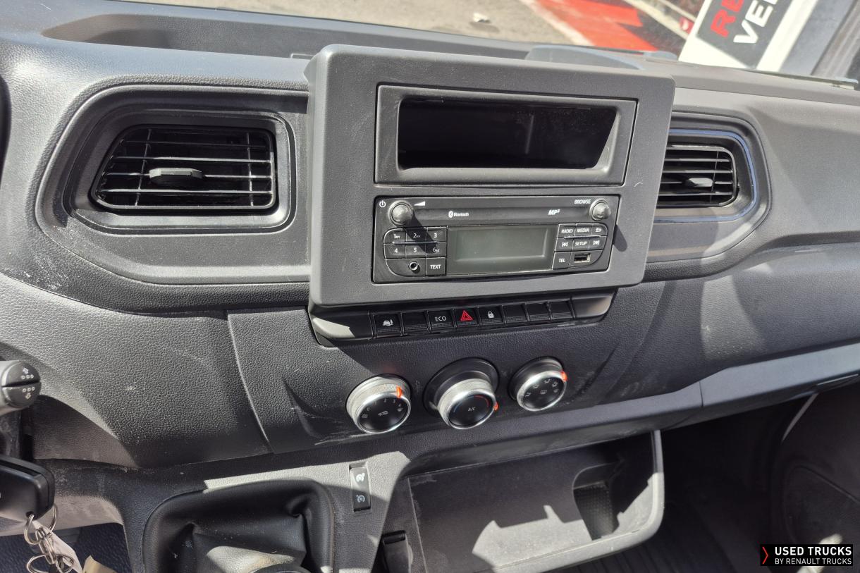 Renault Master 130