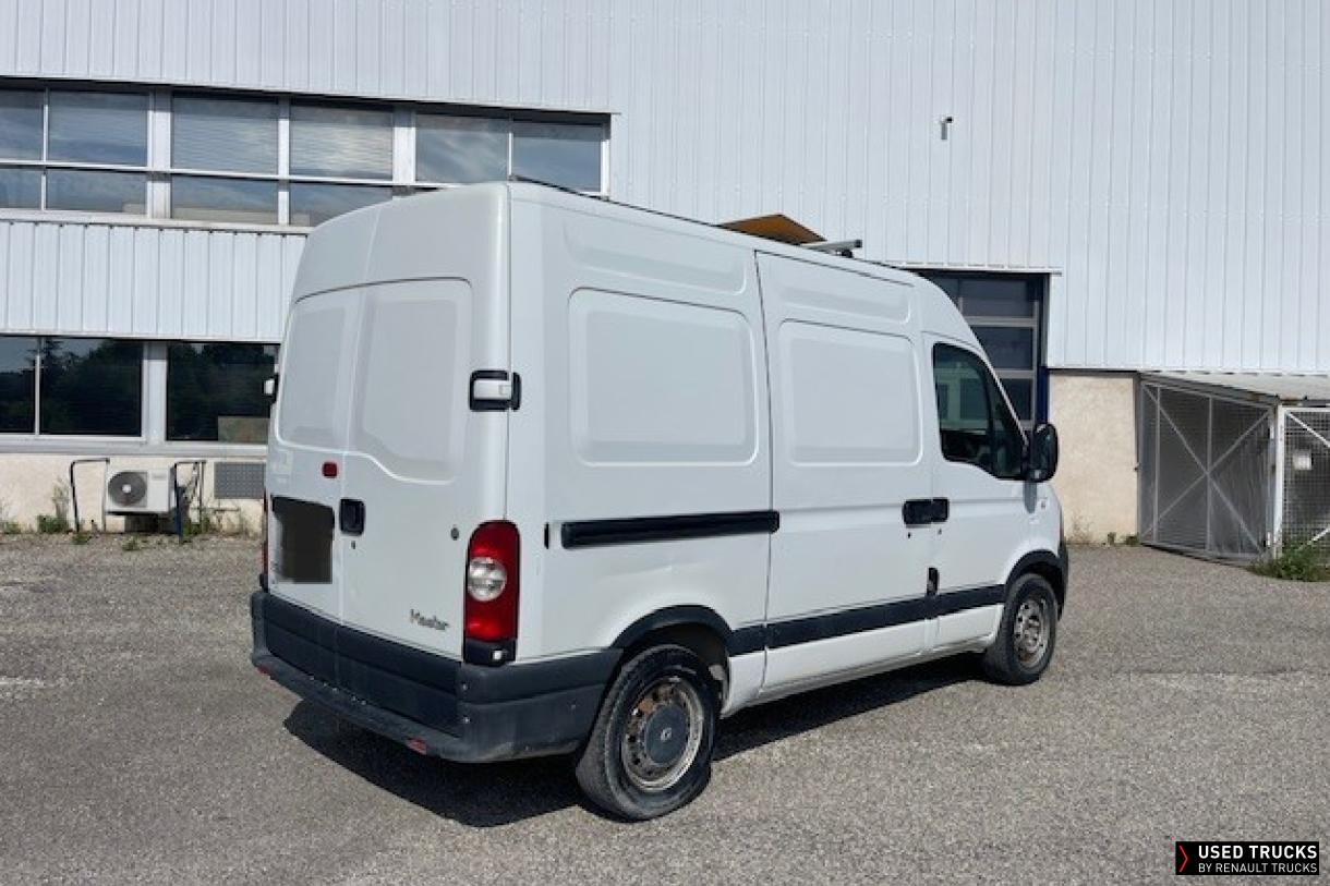 Renault Trucks Master 100