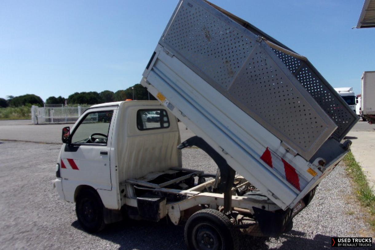 Piaggio N/A 82