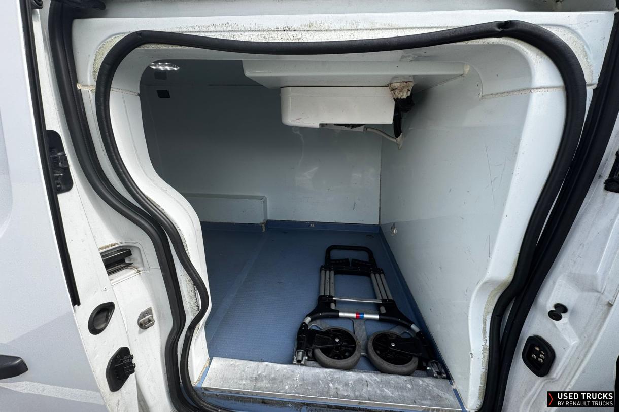 Renault Trafic 120