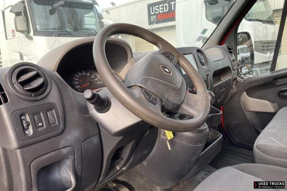 Renault Master 125