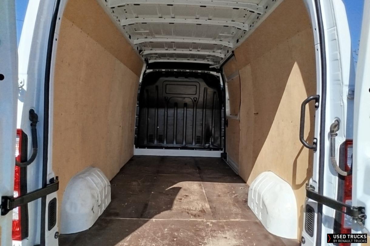 Renault Master 135