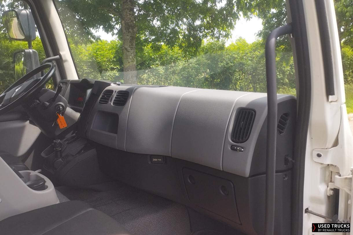 Renault Trucks D 240