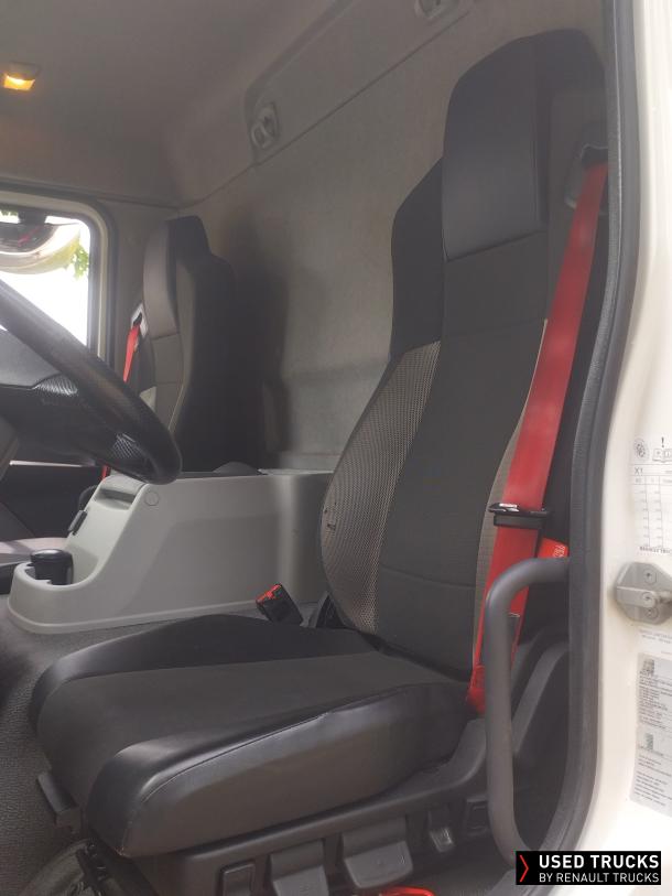 Renault Trucks D 240