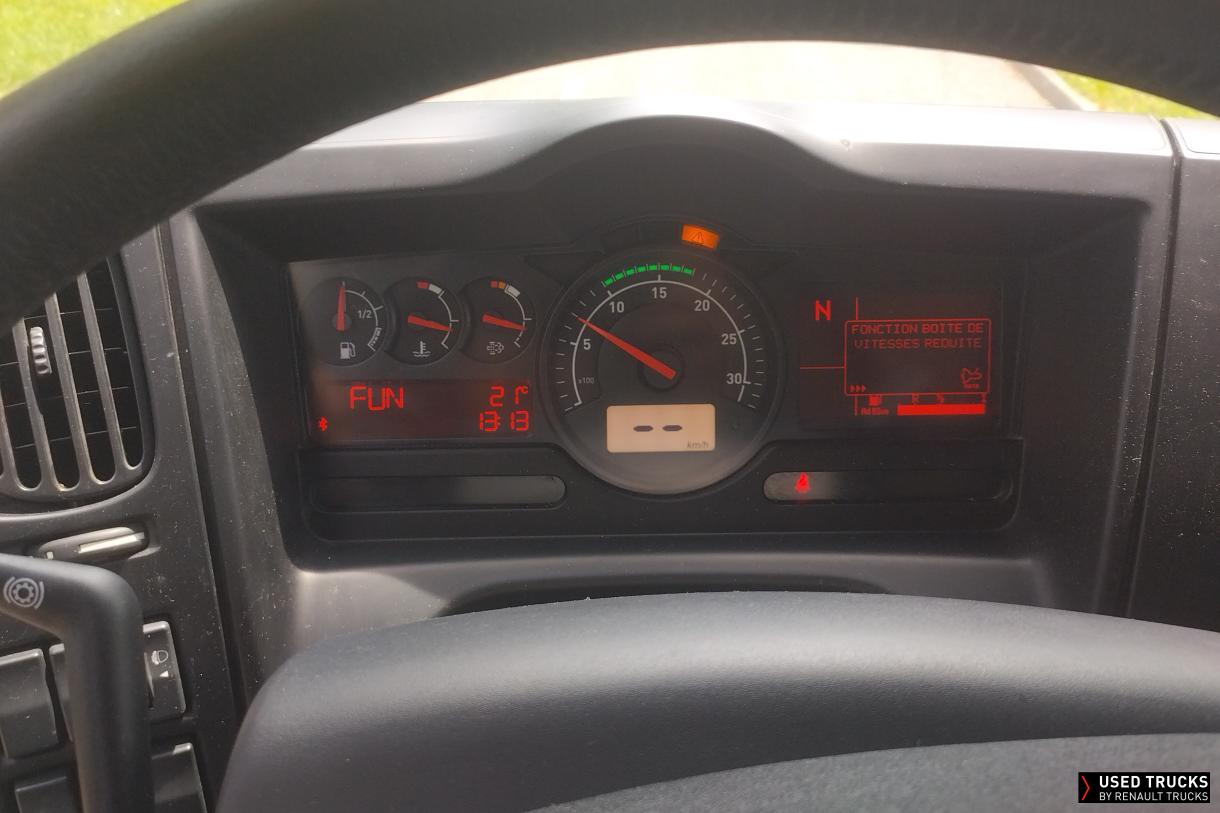 Renault Trucks D 240