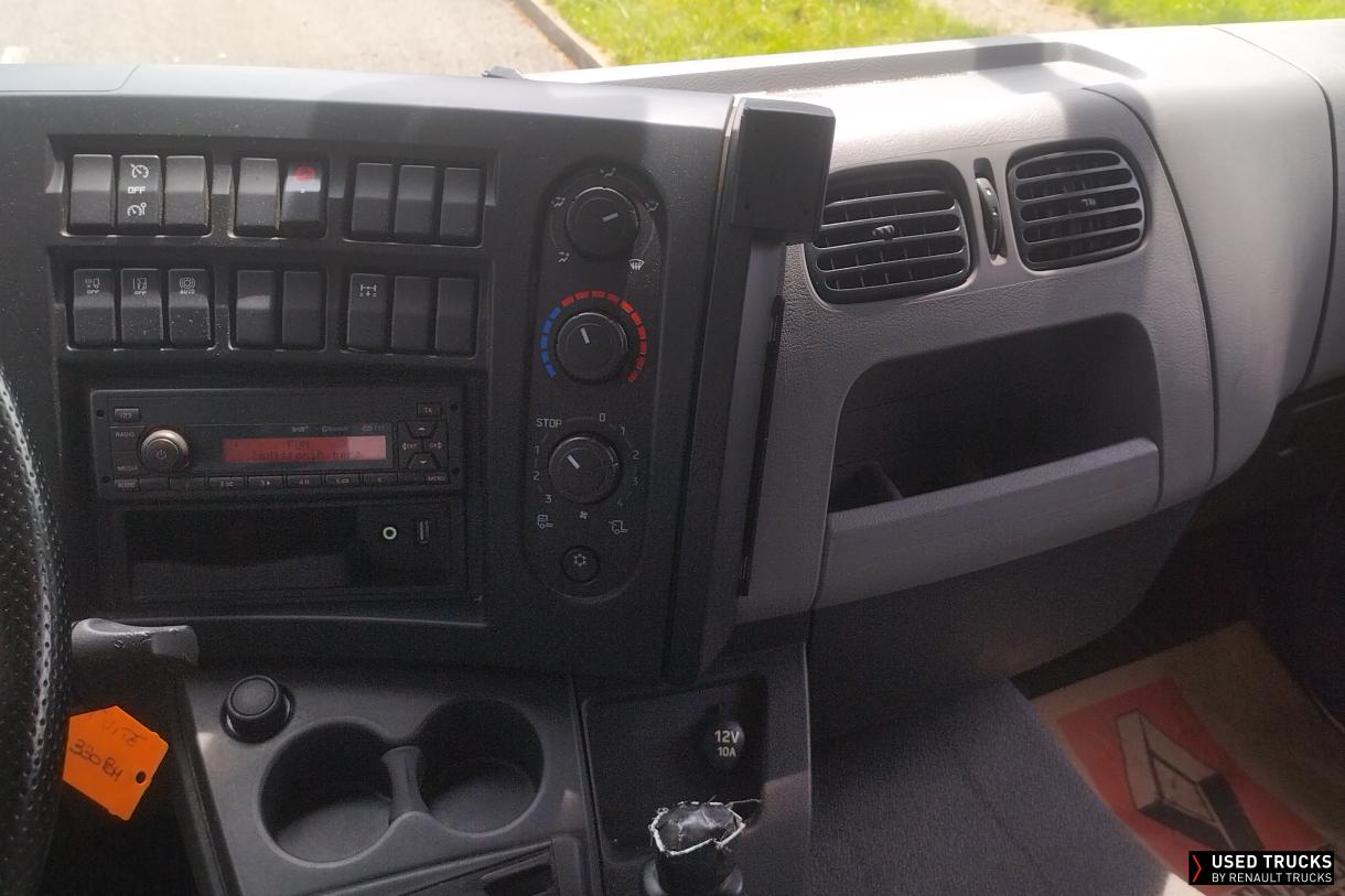 Renault Trucks D 240