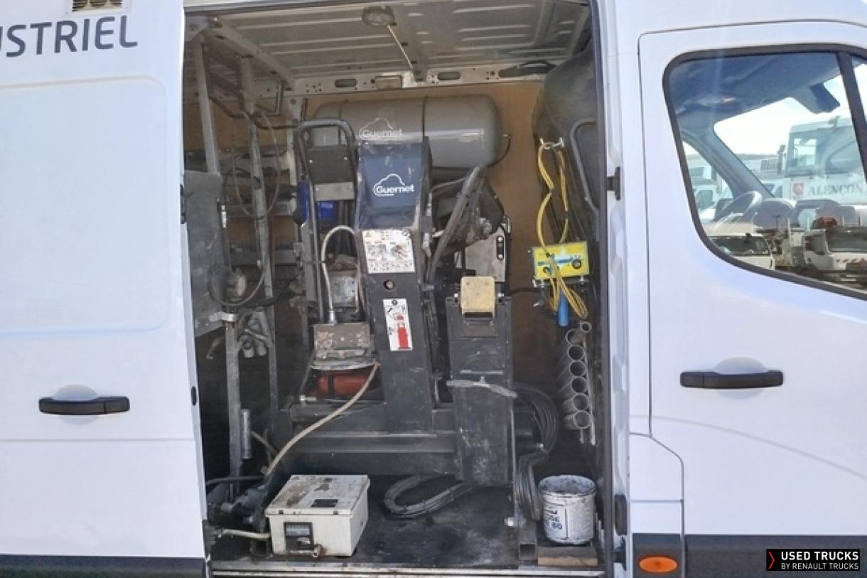 Renault Trucks Master 135
