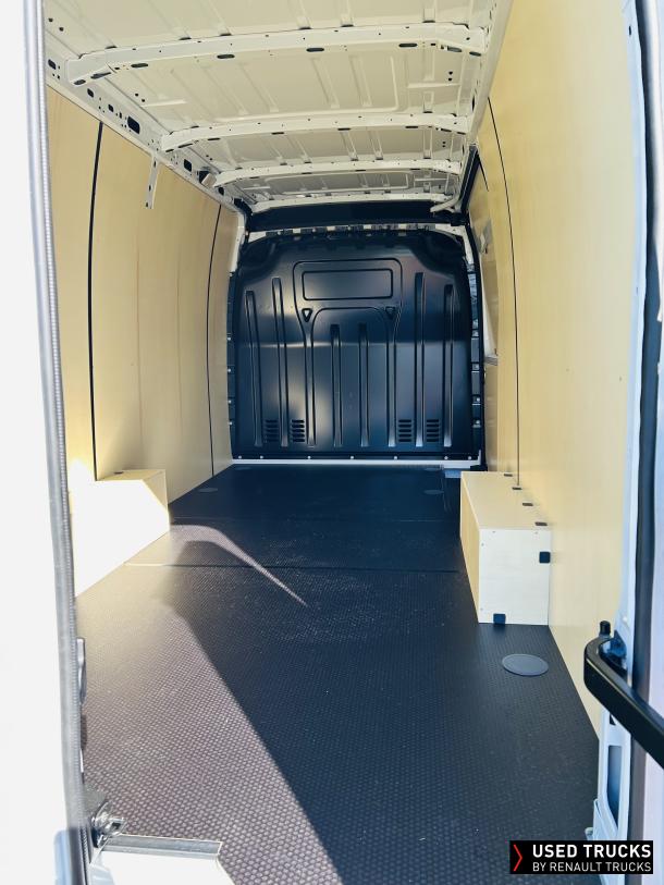 Renault Master 135