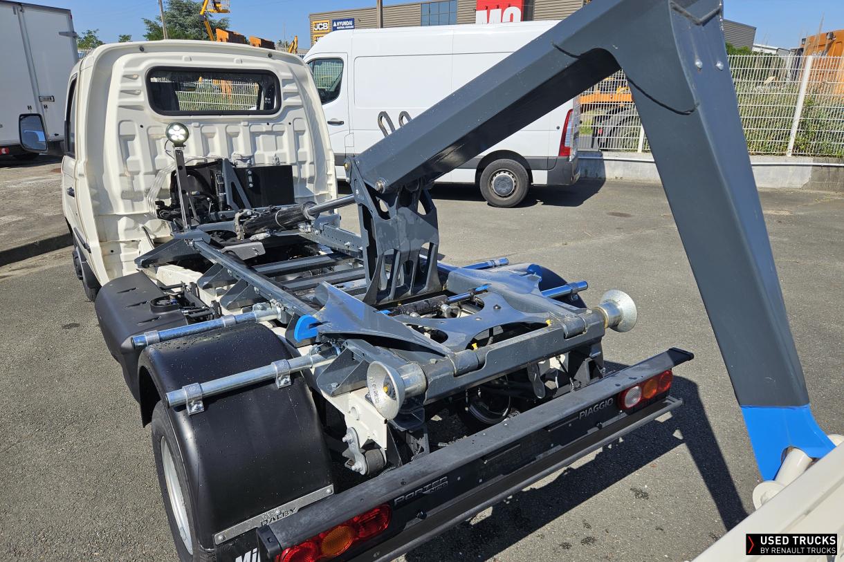 Piaggio NP6 106