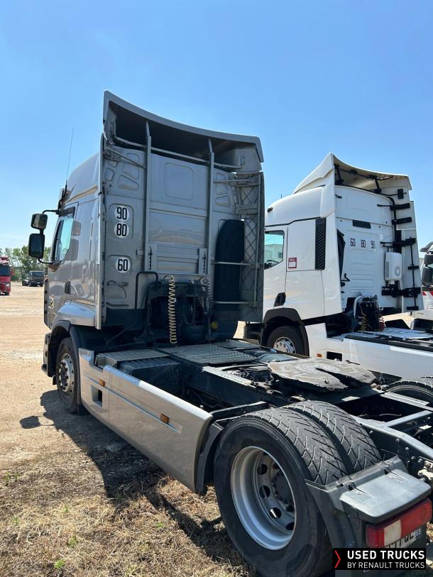 Renault Trucks Premium Route 460