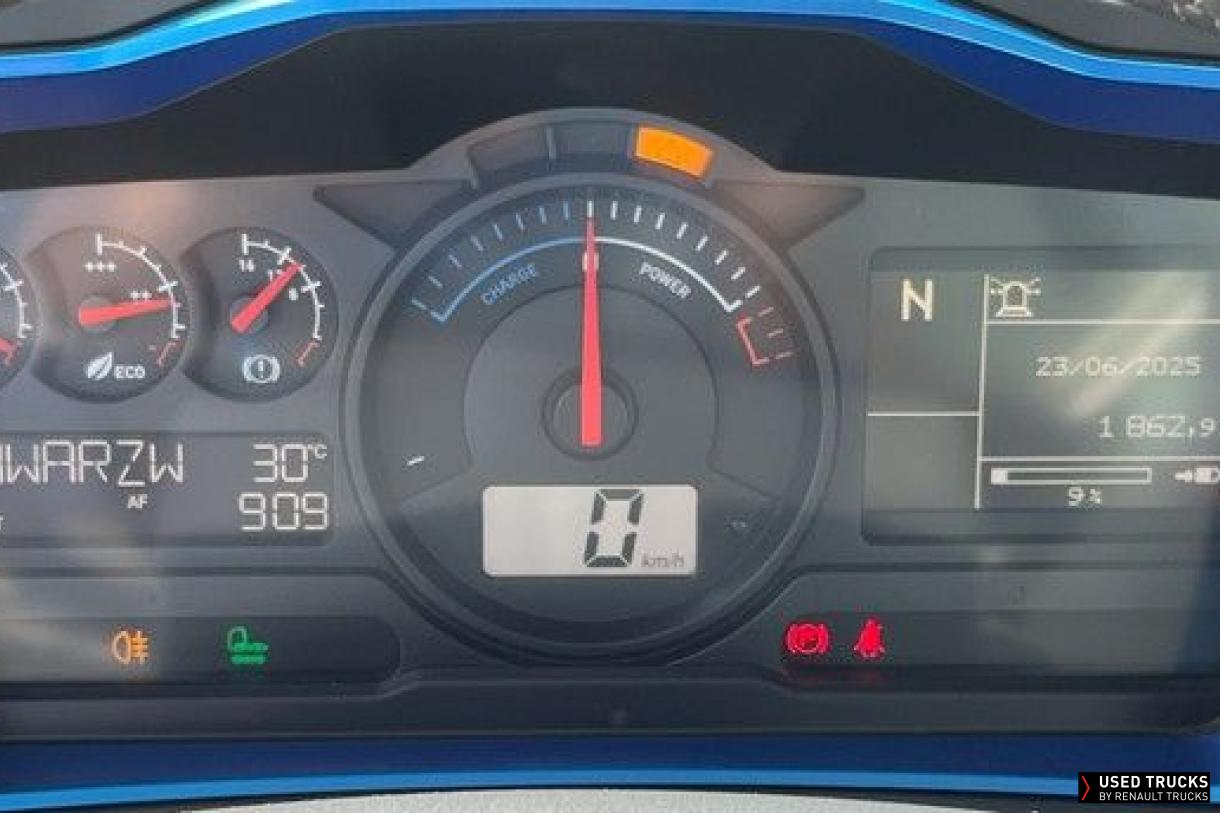 Renault Trucks D Wide 
