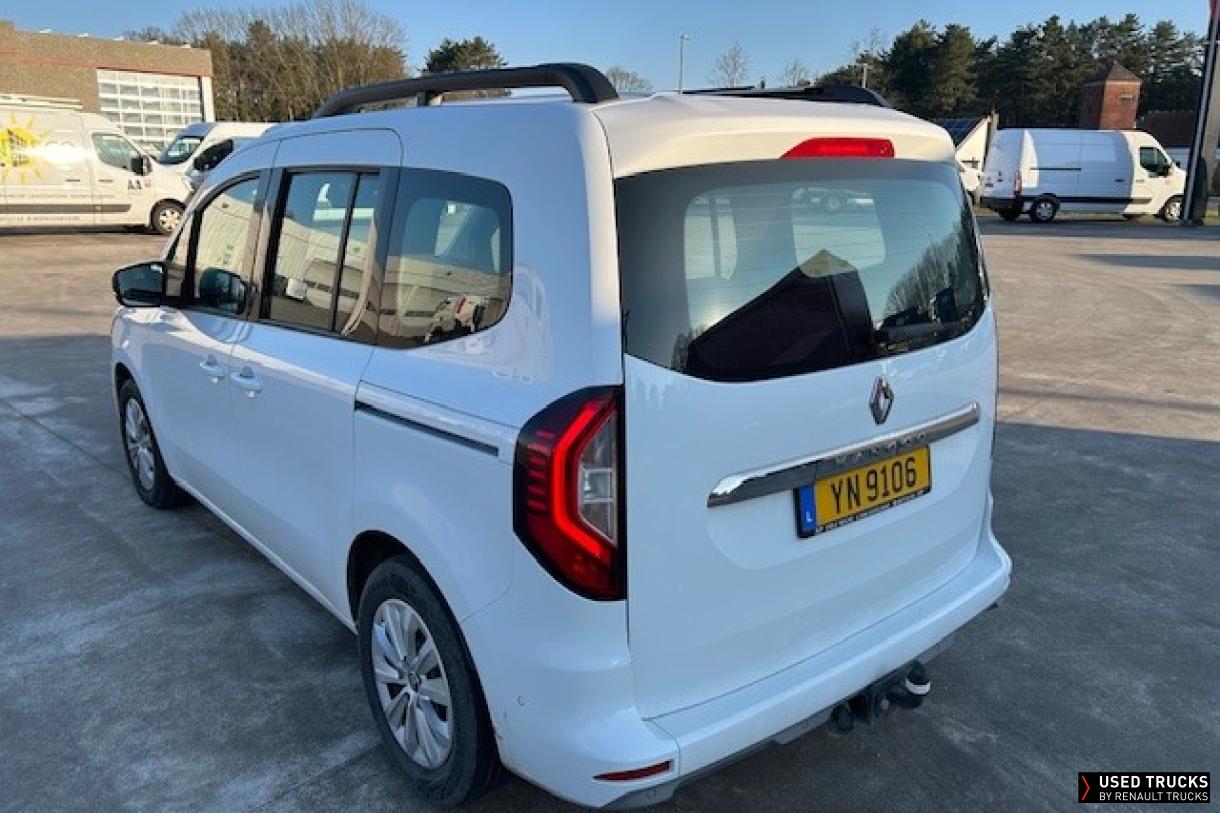 Renault Trucks Kangoo 75