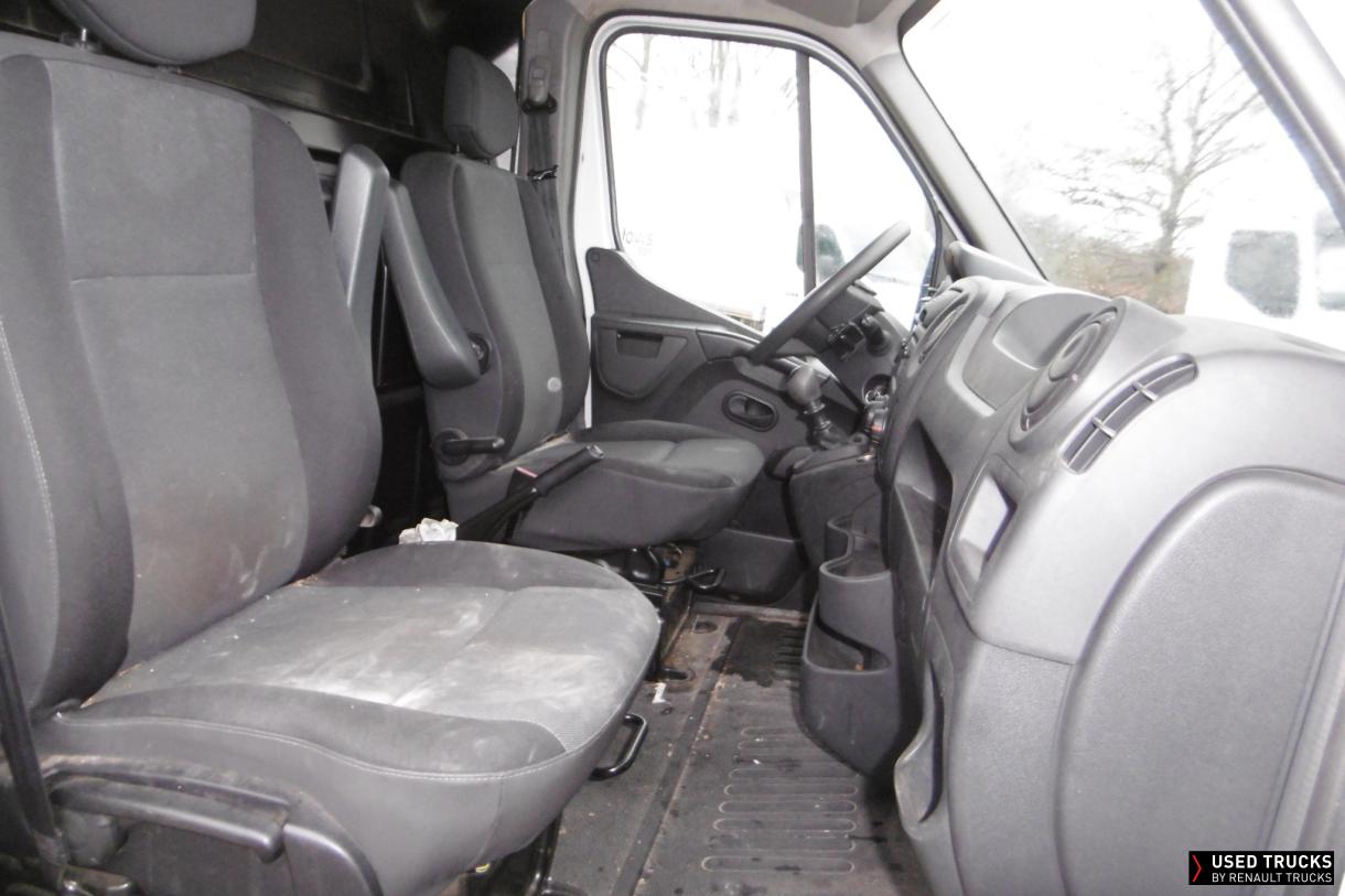 Renault Trucks Master 130