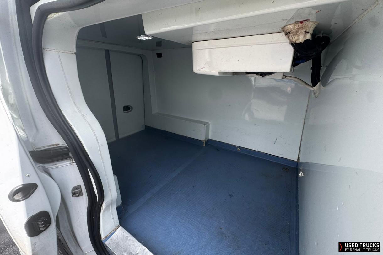 Renault Trafic 120