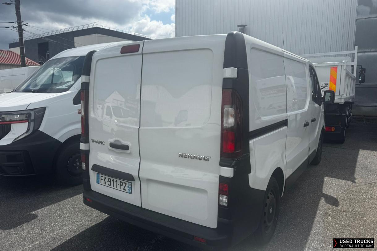 Renault Trafic 120