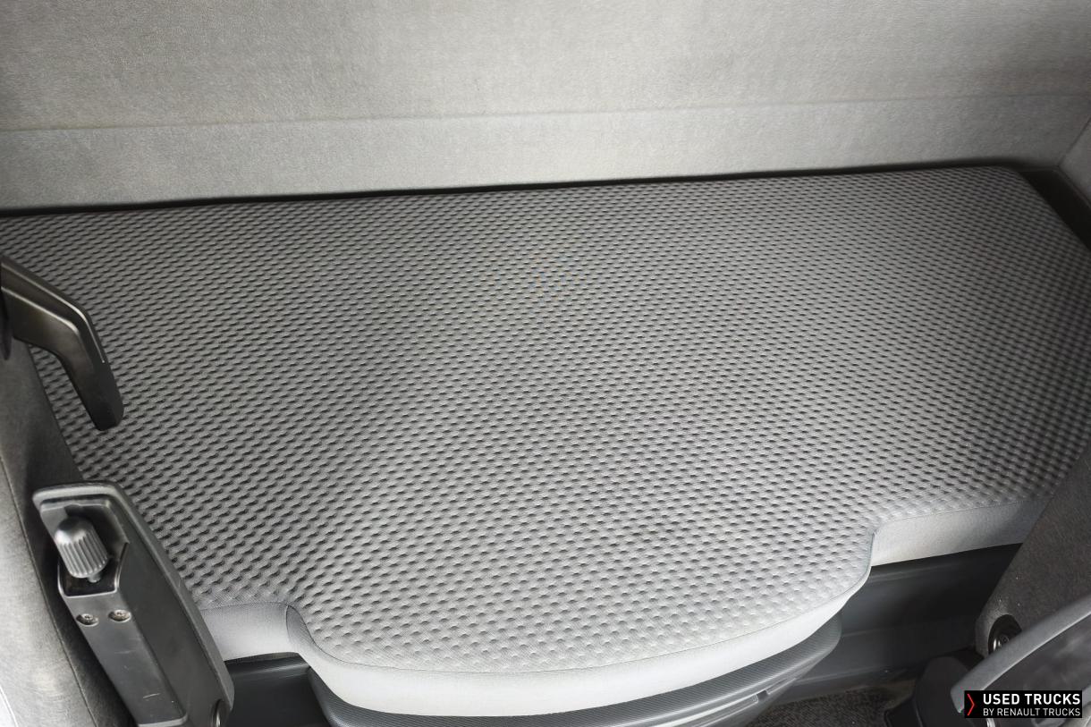 Renault Trucks T High 520