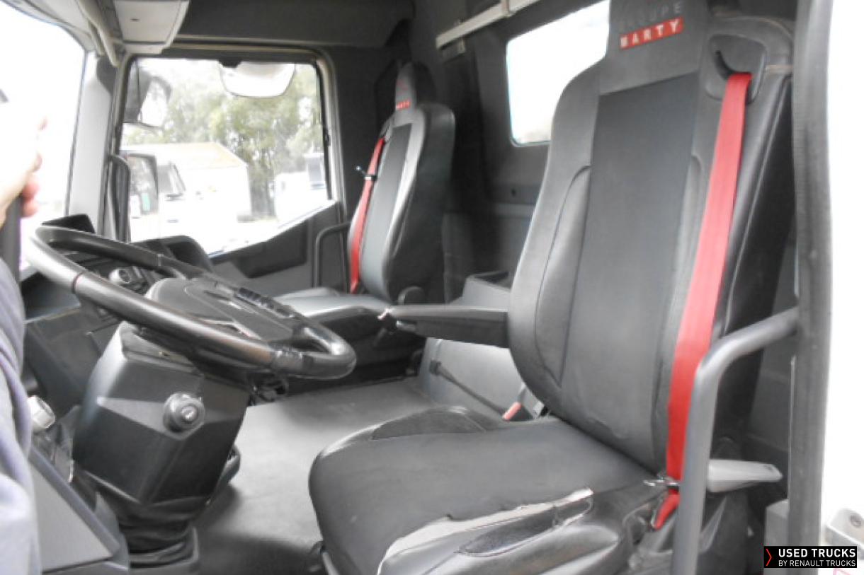 Renault Trucks C 440