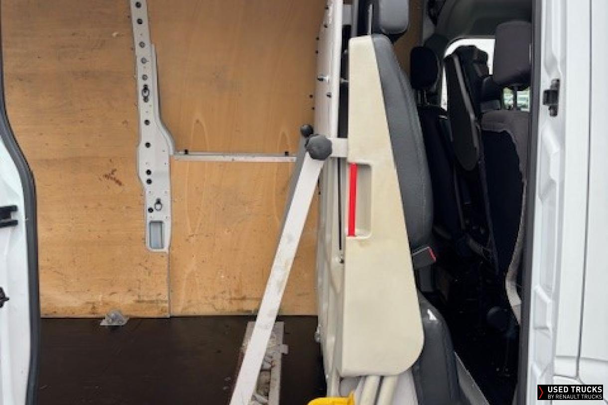 Renault Trucks Master 150