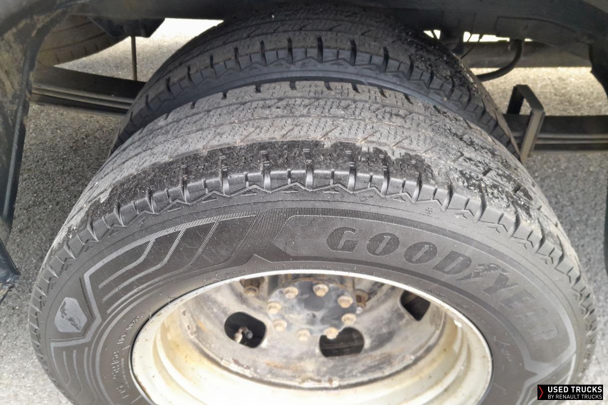 Renault Trucks Master 160