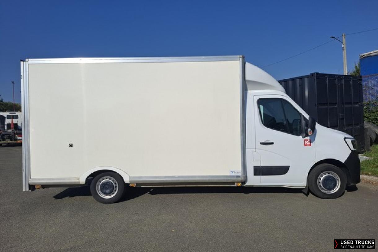 Renault Trucks Master 165