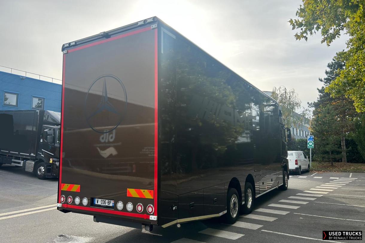 Mercedes-Benz Actros 530