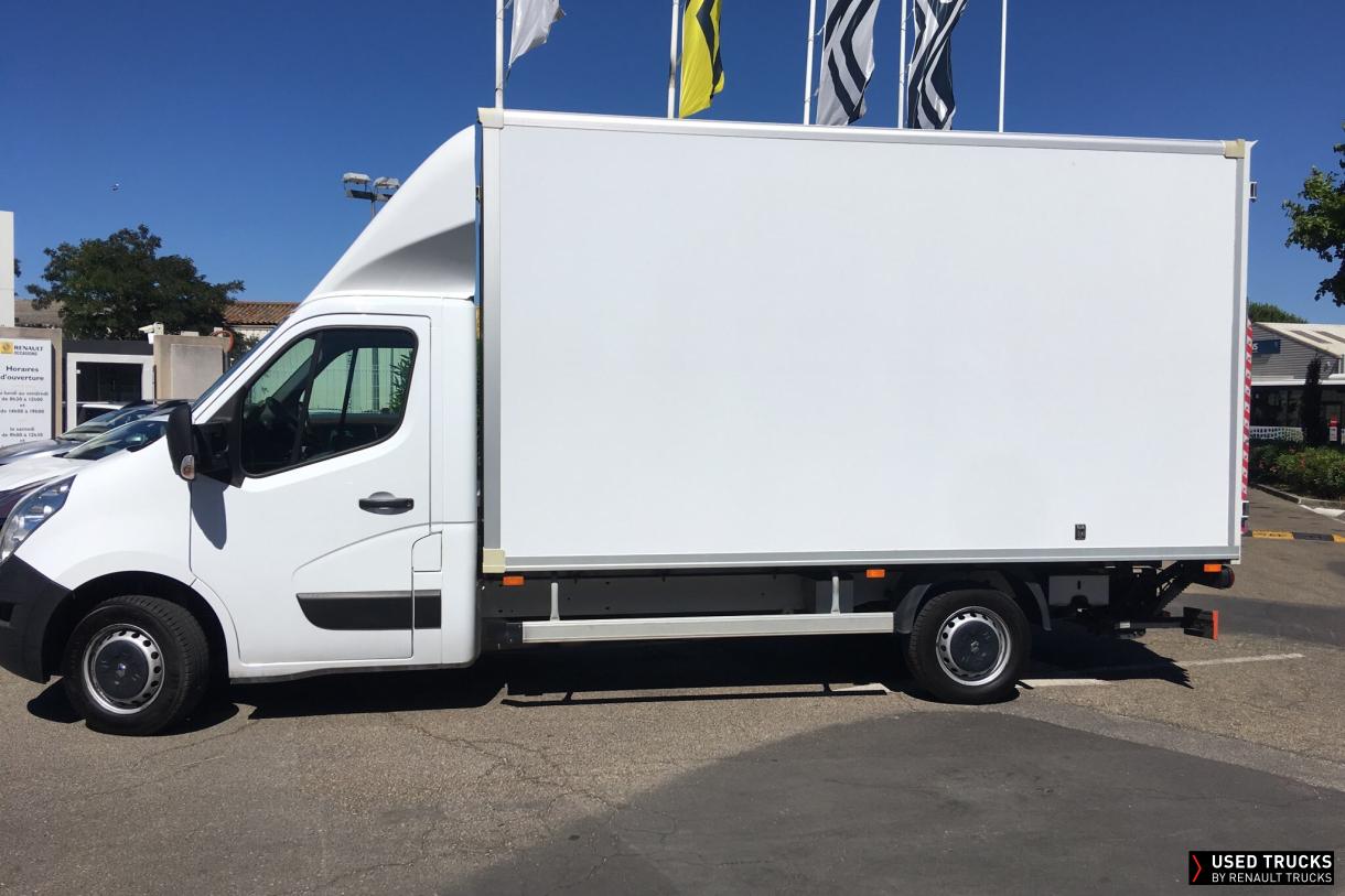 Renault Master 130