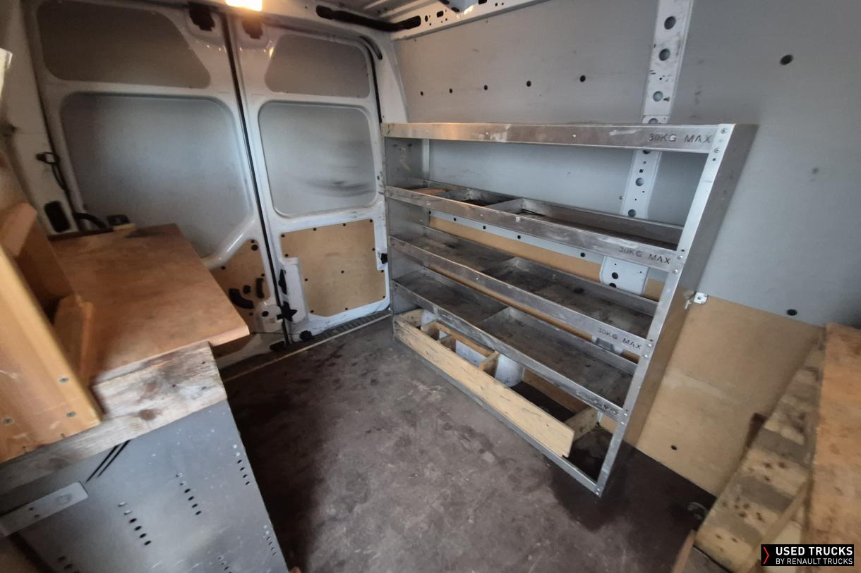 Renault Trucks Master 145