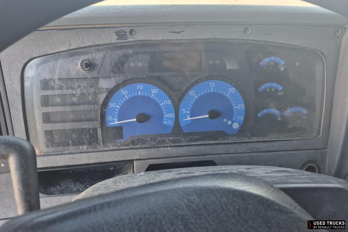 Renault Trucks Premium 180