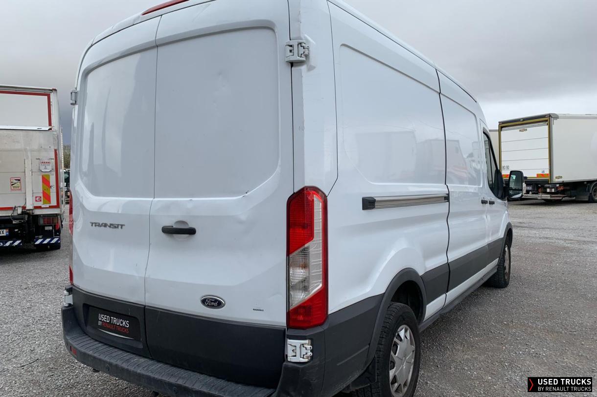 Ford Transit 130