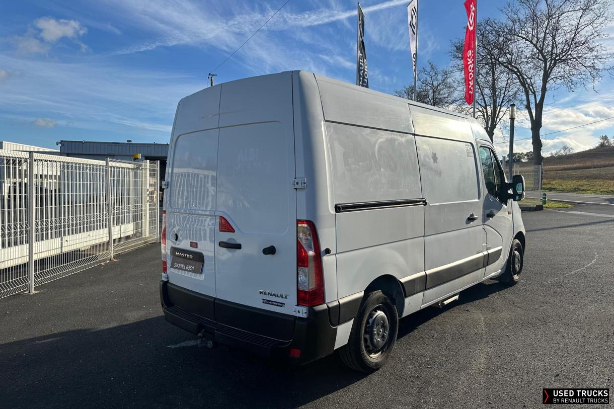 Renault Trucks Master 145