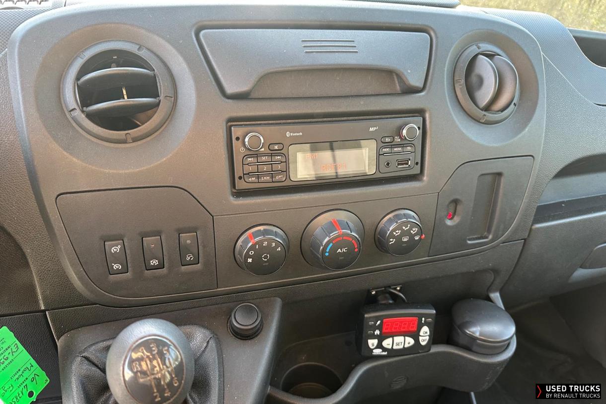 Renault Trucks Master 145
