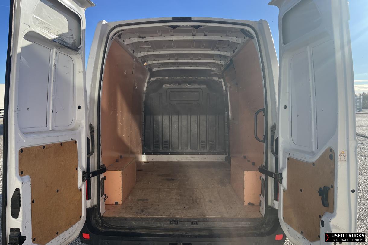 Renault Trucks Master 135