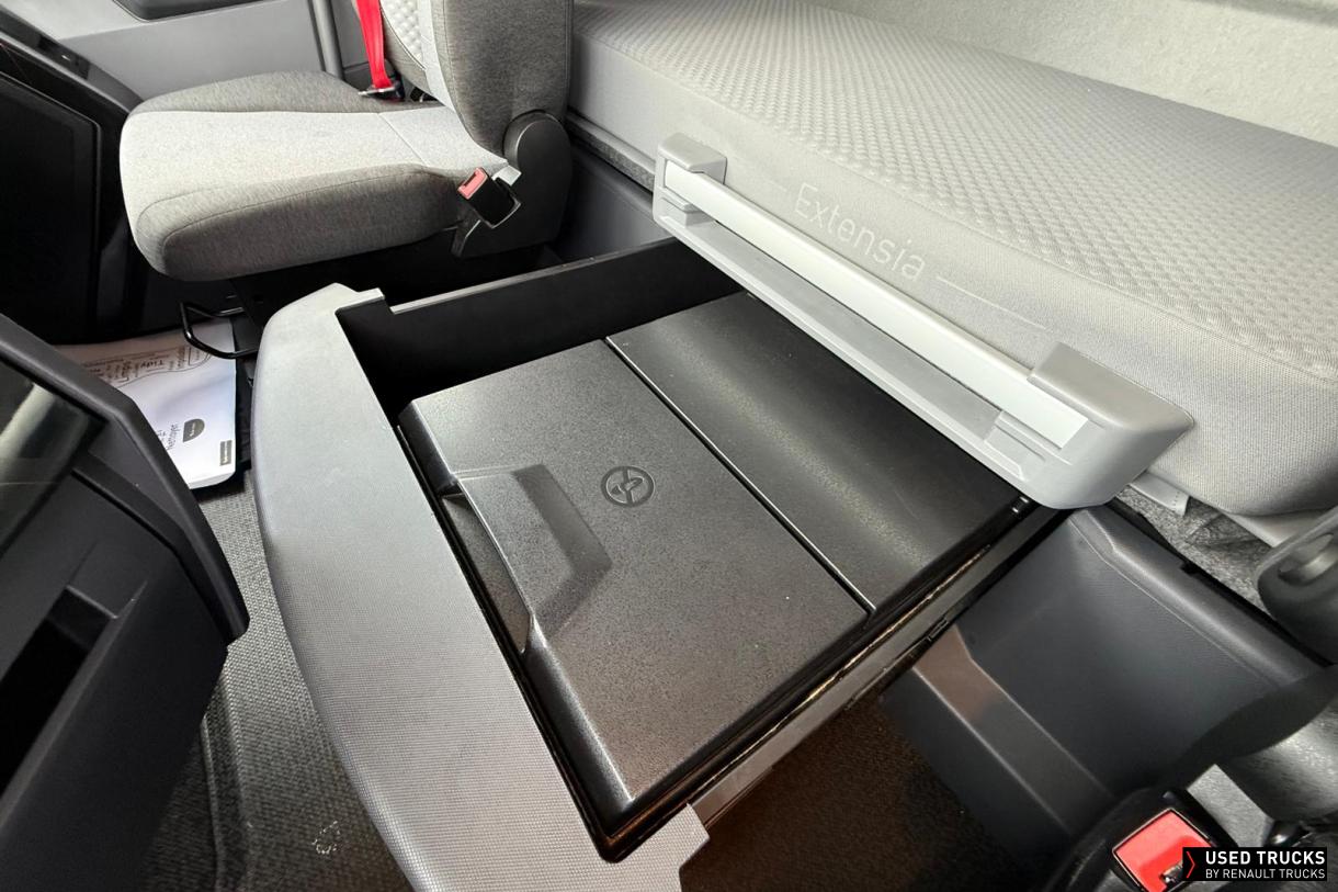 Renault Trucks T High 