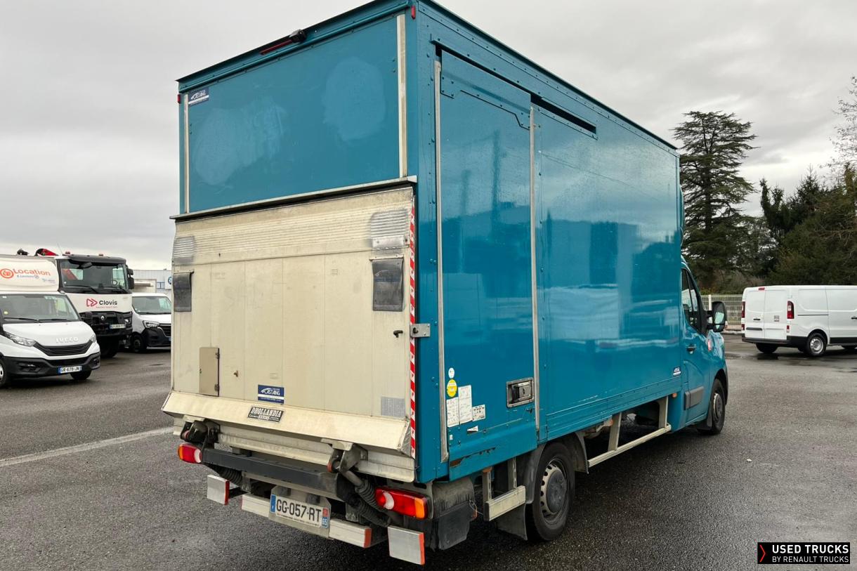 Renault Trucks Master 145