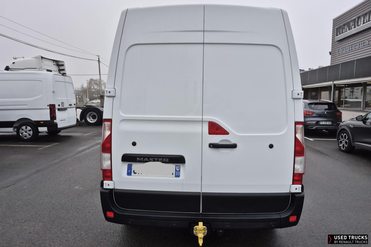 Renault Trucks Master 135