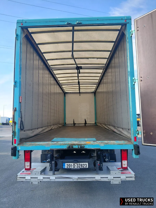 Renault Trucks D Wide 320