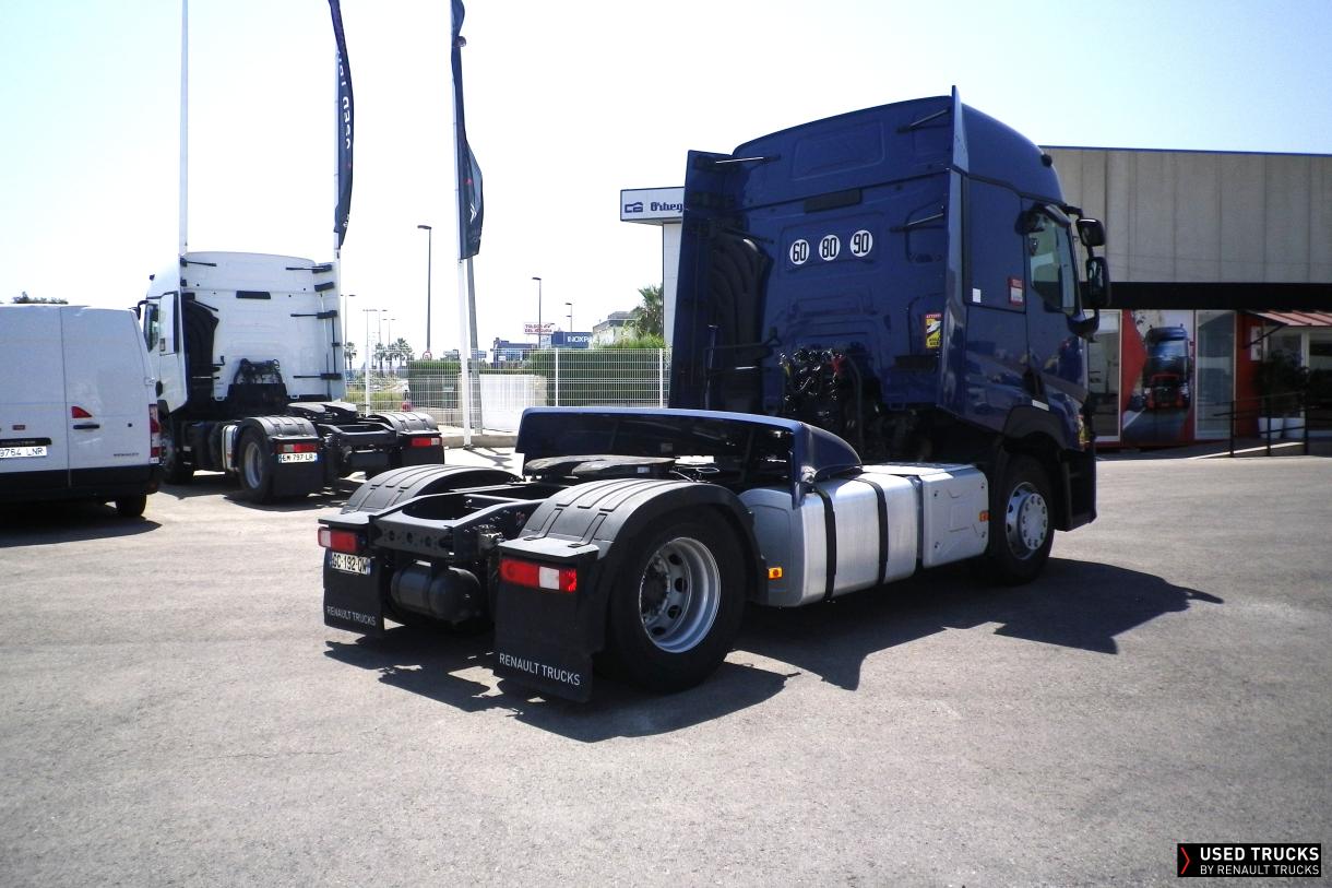 Renault Trucks T 440