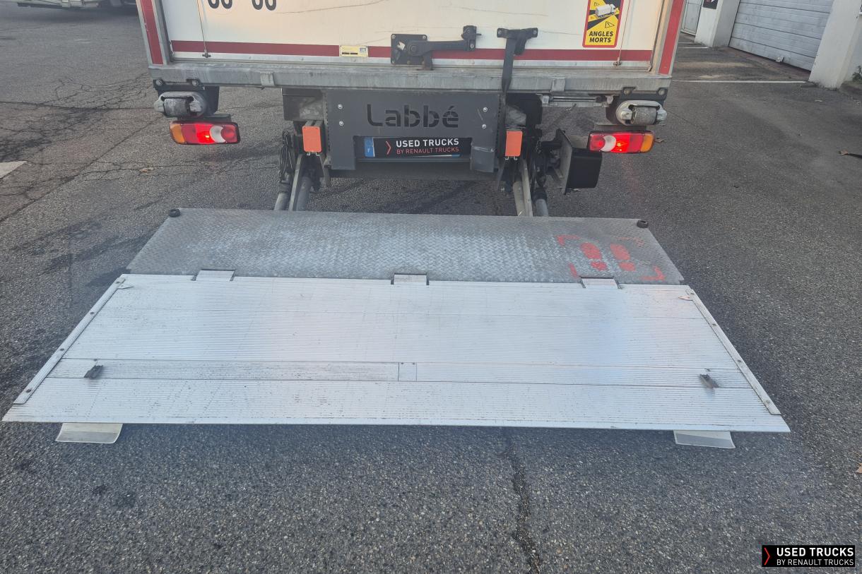 Renault Trucks D 240