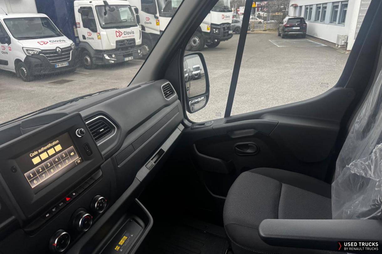 Renault Trucks Master 165
