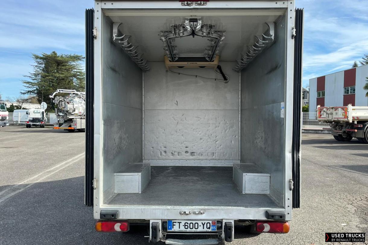 Renault Trucks Master 135