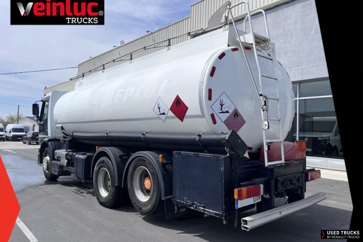 Renault Trucks Premium 320